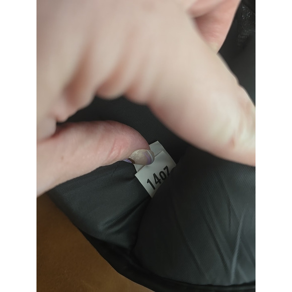 Everlast Black Elite Prostyle Training Boxing Glove 14oz - Right Hand Glove Only - Picture 5 of 5